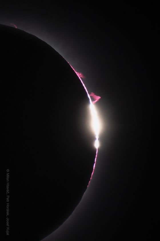 Baily's Beads during C3 of the 2024 total solar eclipse from Durango, Mexico